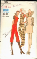7877 VOGUE 1970 JUMPSUIT LENGTHS  OR MINI JUMPER PATTERN 10 32.5 INCH